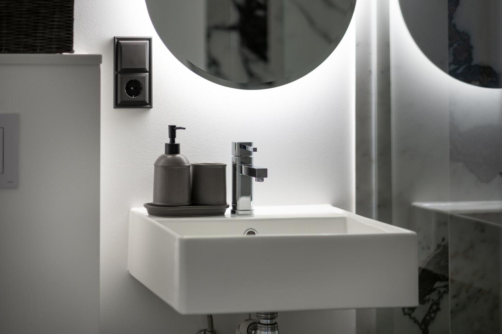 Turgaus Self Check-In Old Town Aparthotel Klaipeda Luaran gambar